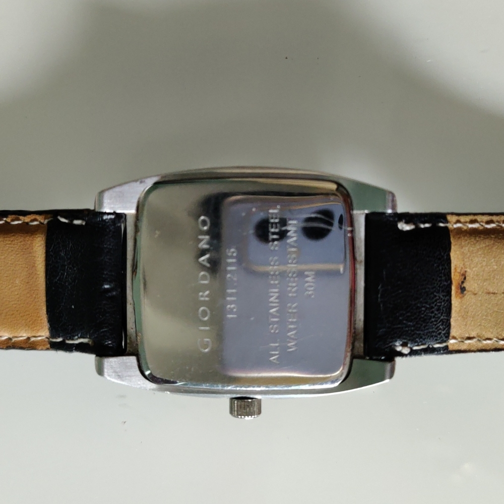 Giordano watch for men - Picture 4 of 5